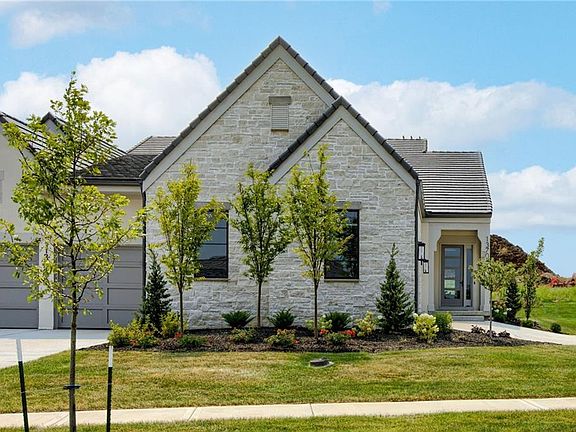 3rd image of 13706 Pembroke Ln
