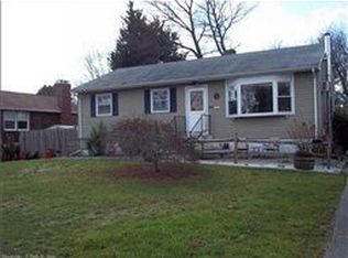 77 Brookshaven Rd, Groton, CT 06340
