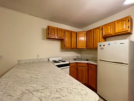 Rented by Building Equity Real Estate LLC | media 8