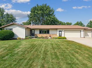 4750 Winghaven Dr, Waterloo, IA 50701