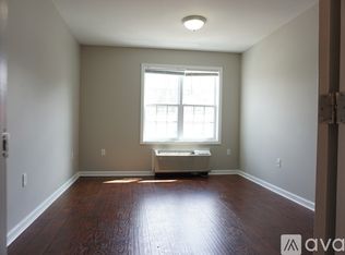 701 Richwood Ave #203, Morgantown, WV 26505
