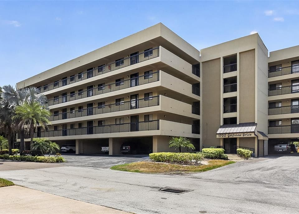 1st image of 1724 Golfview Dr