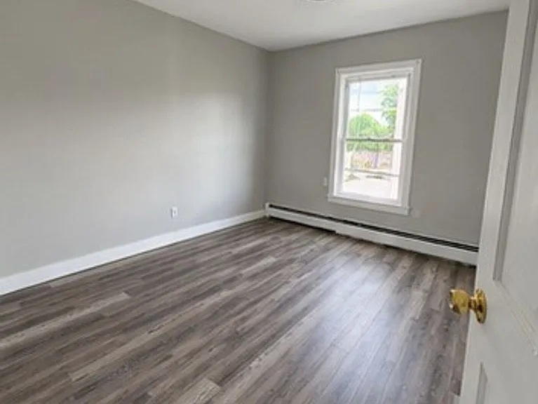 312 Lake Ave — Photo 7