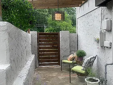 820 Endicott St — Photo 6