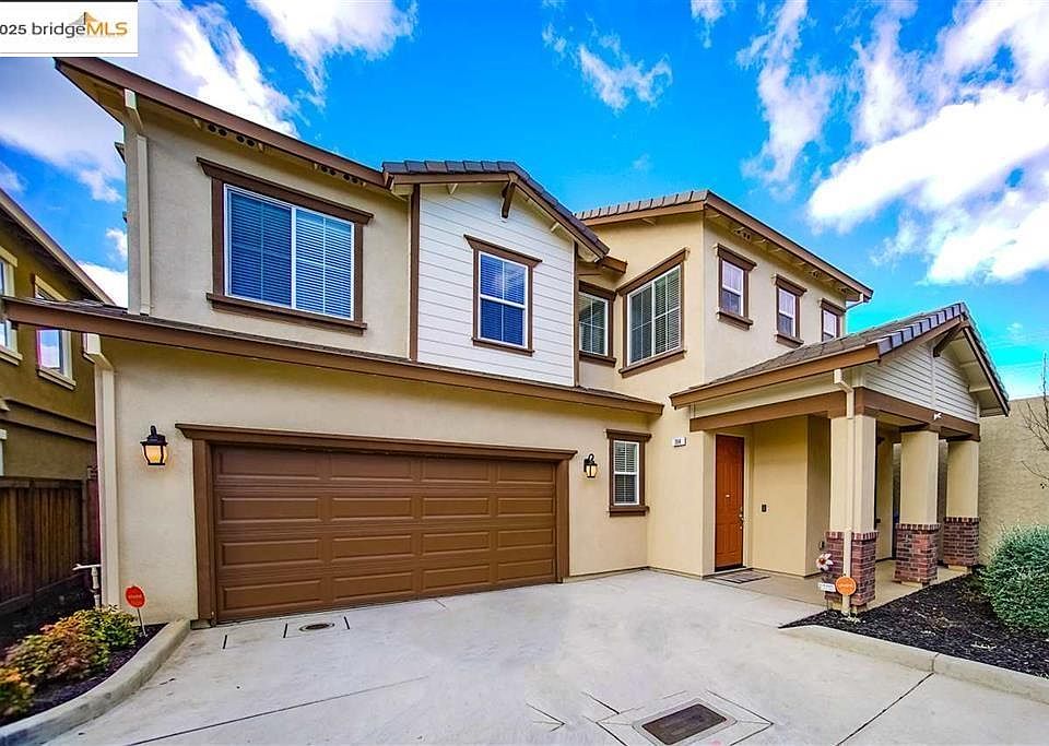 1st image of 384 Baja Ct