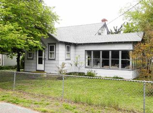 105 W Hudson Ave, Villas, NJ 08251
