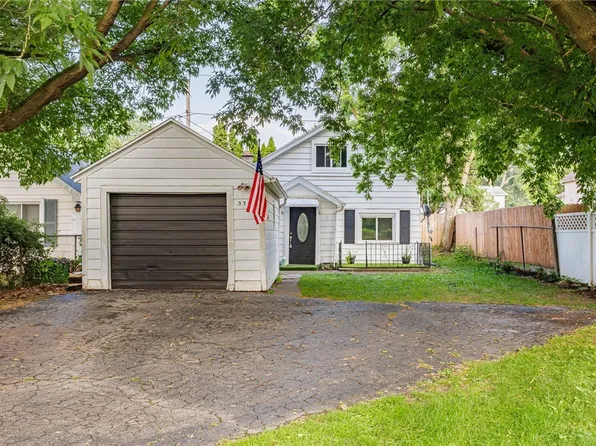 332 Cascade Pl, Rochester, NY 14609