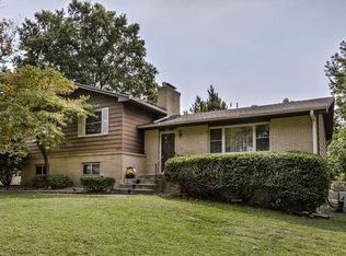 301 NW 60th Ter, Kansas City, MO 64118