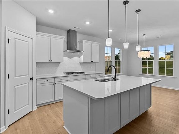 5th image of 3027 Bayou St