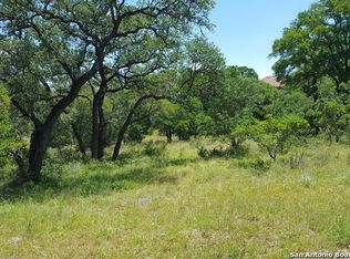 1968 Hunters Cv, New Braunfels, TX 78132