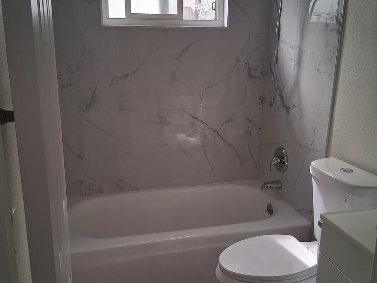 1238 Ashby Ave #A — Photo 3