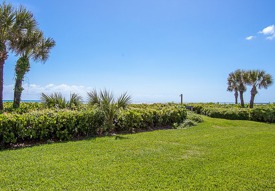 2nd image of 700 Beach Rd