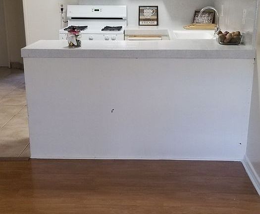 3rd image of 13407 Cordary Ave APT 17