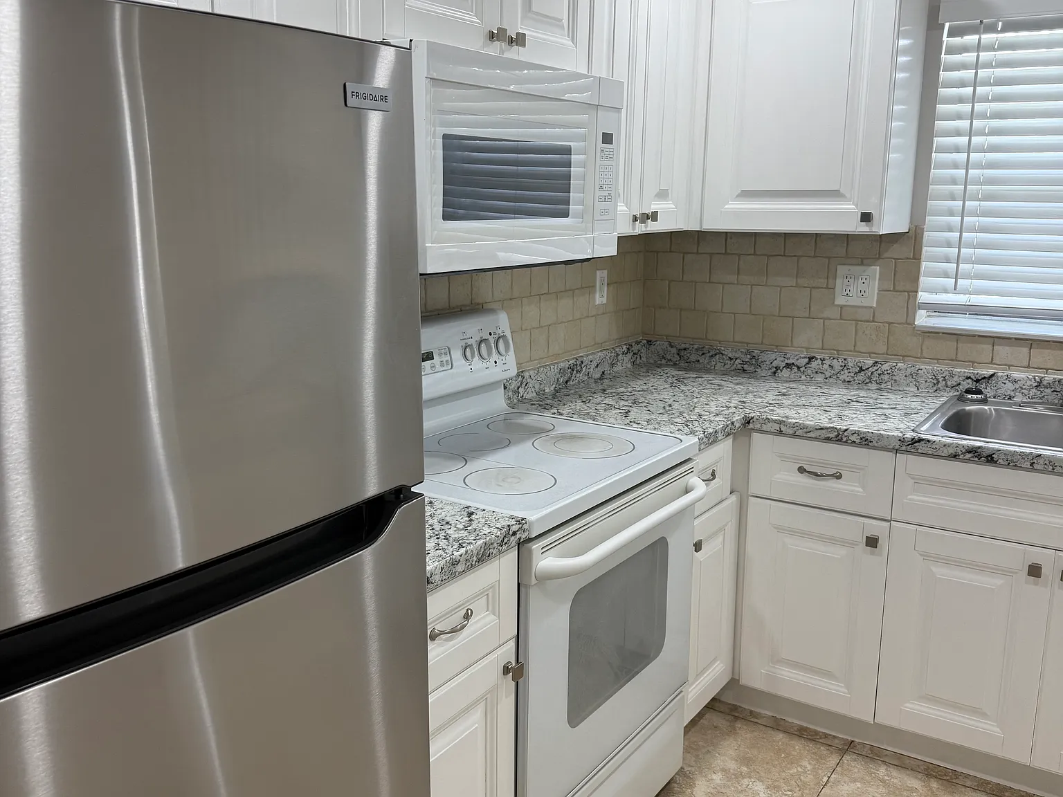 Apartments on 11th — Photo 3