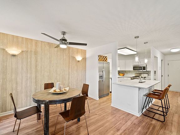 4th image of 1220 Park Ave W APT 130