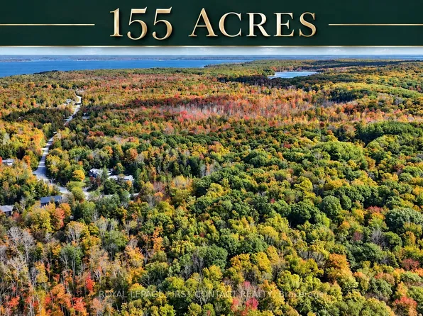 2442 Champlain Rd, Tiny, ON L9M 0C3