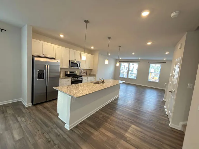 8762 Whitman Dr #1 — Photo 19