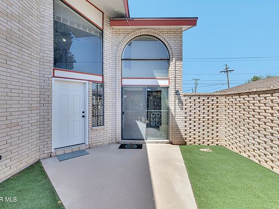 5th image of 10579 Kinross Ave