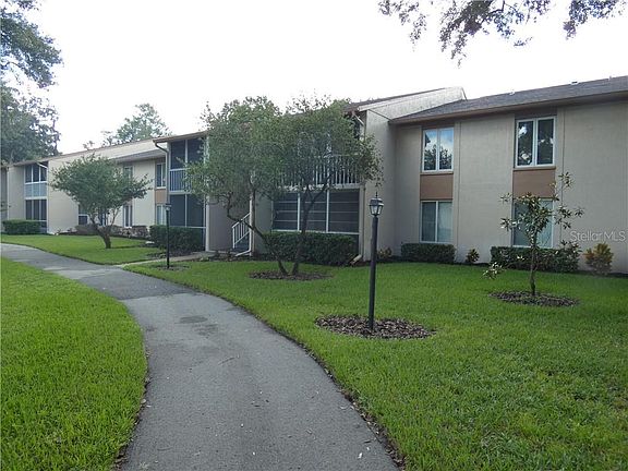 3rd image of 12119 Sunny Glen Ln APT F2