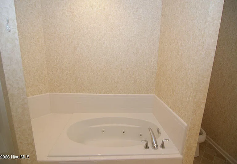 2227 Locksley Woods Dr #D — Photo 11