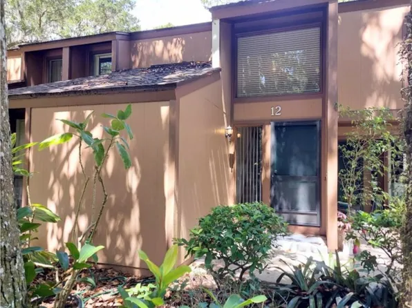 12 Fairways Cir, Palm Coast, FL 32137