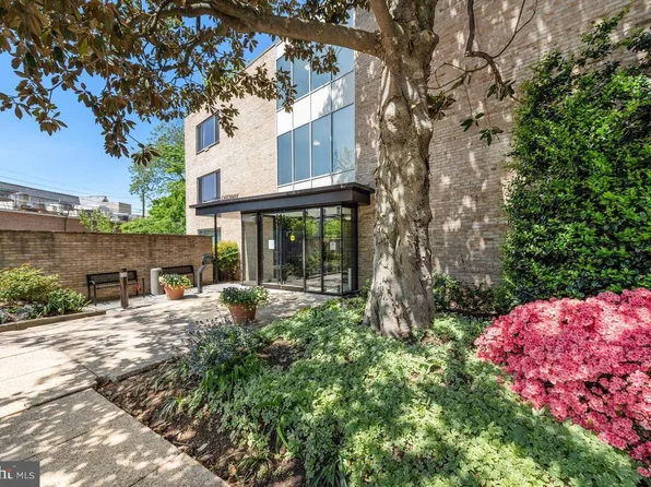 2755 Ordway St NW APT 204, Washington, DC 20008