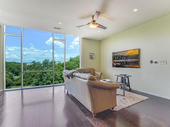 4th image of 1600 Barton Springs Rd Unit 3504