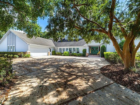 2nd image of 8950 Royal Birkdale Ln