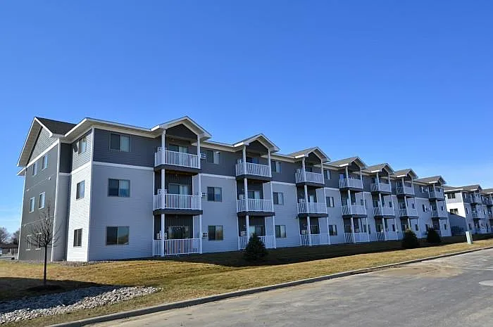 Sidney Apartments — Photo 59