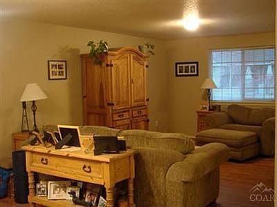 4th image of 754 NE Cobblestone Ct
