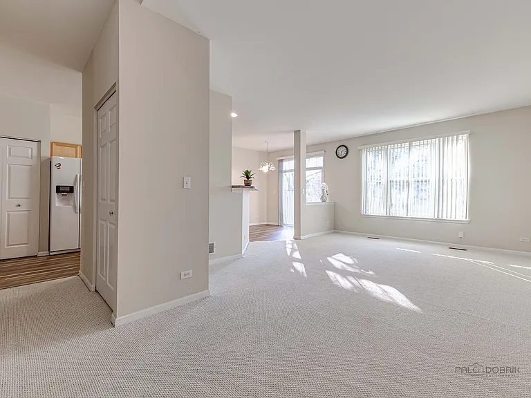 348 Pine Lake Cir — Photo 2