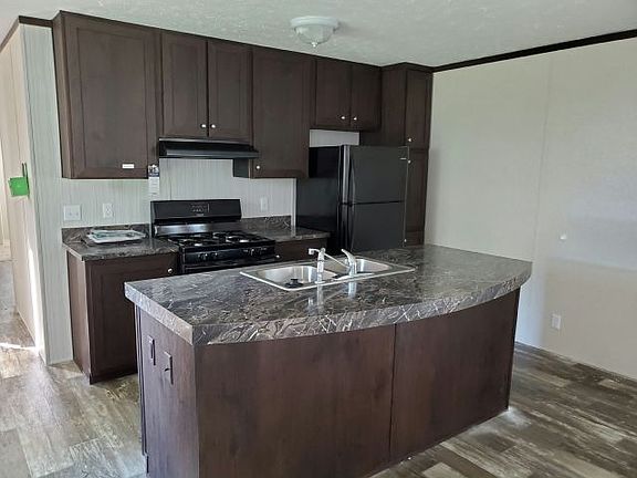 2nd image of 11421 6th St NE #282