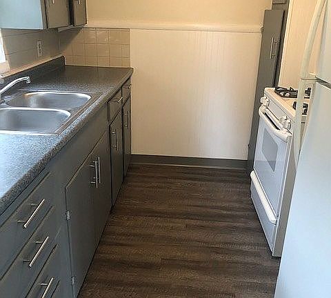 4th image of 26 Knowlton Ave APT 4