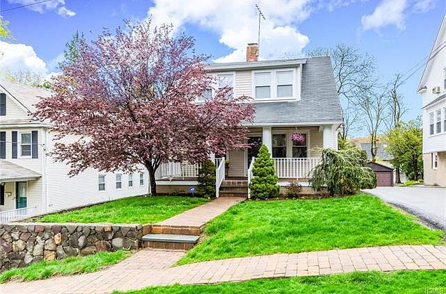 1st image of 69 Lawton Ave