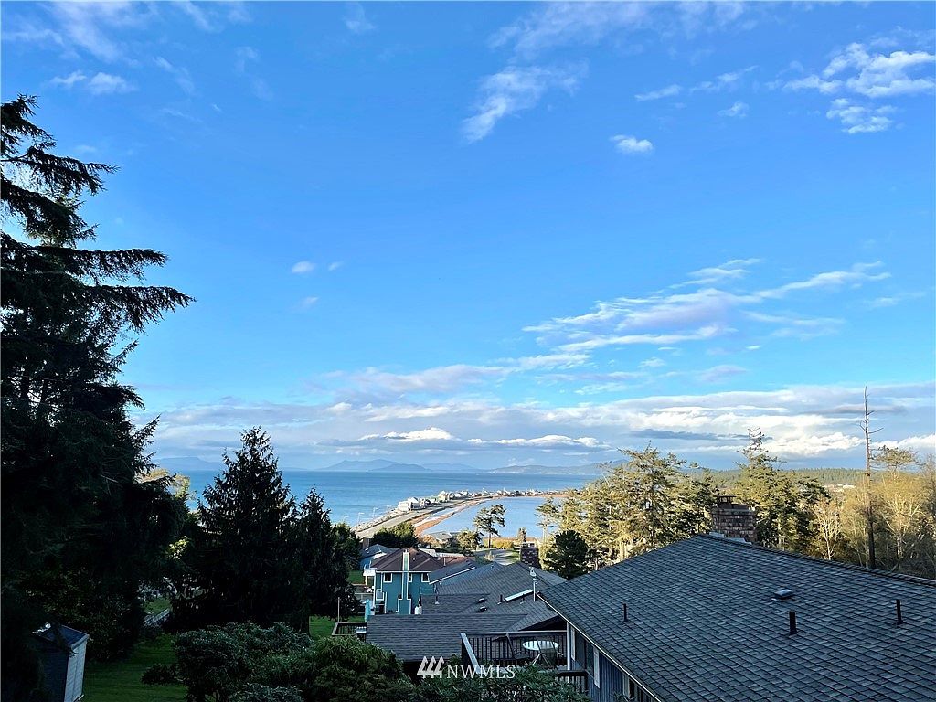 Oak Harbor, WA 98277