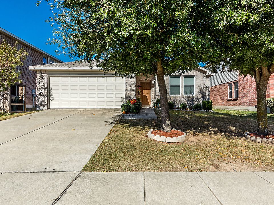 1st image of 1110 Annie Oakley Dr