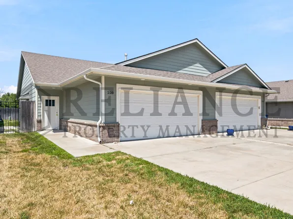 220 W May St, Andover, KS 67002