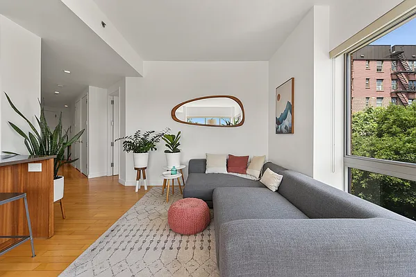 Sold by Compass | media 9