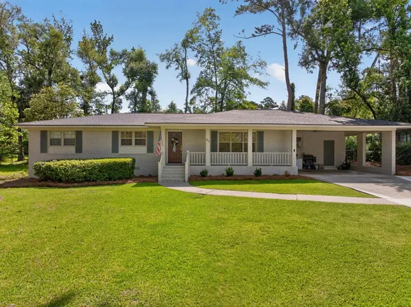 2411 Meadowbrook Dr, Valdosta, GA 31602