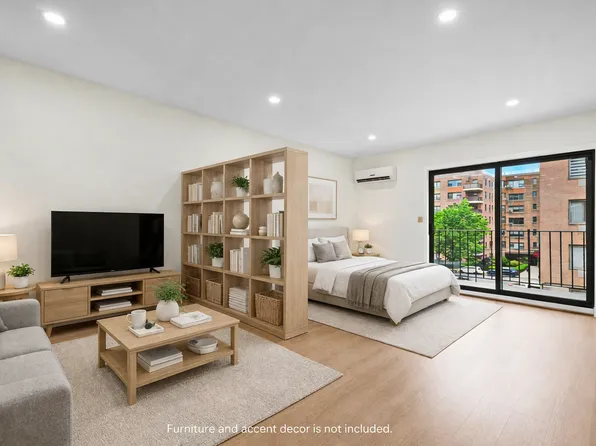 3615 Oxford Avenue image 1 of 10