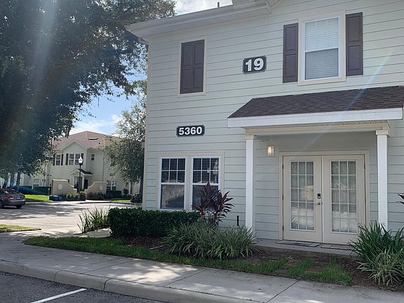 4th image of 5360 Diplomat Ct #101