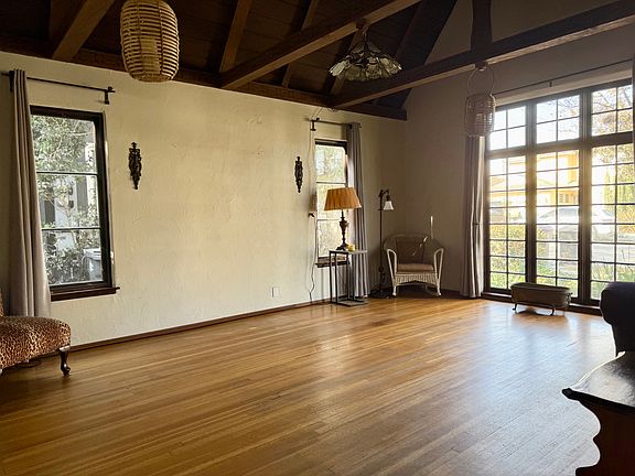 5th image of 4310 E Colorado St #4306