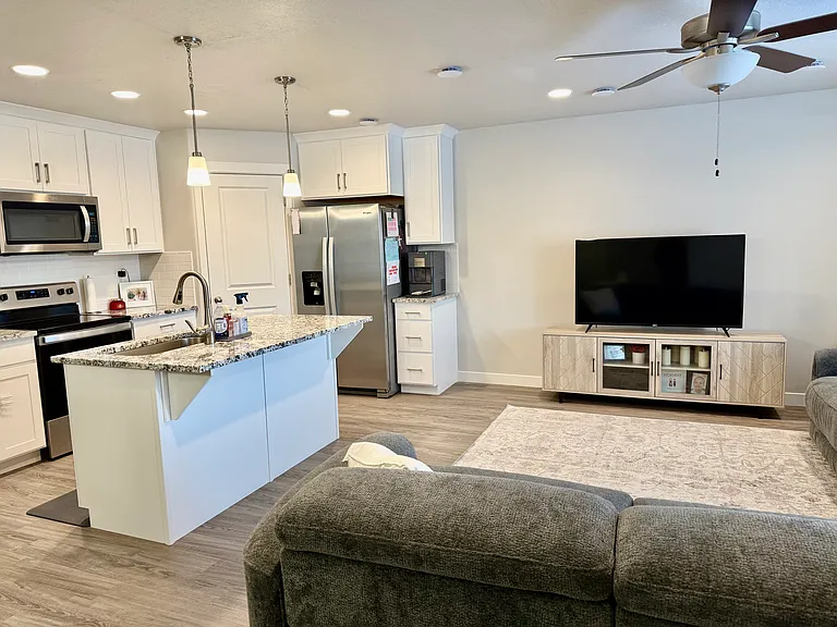 1171 S 750 W — Photo 31