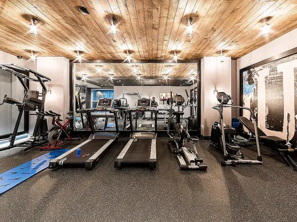 1538 New York Avenue image 9 of 19