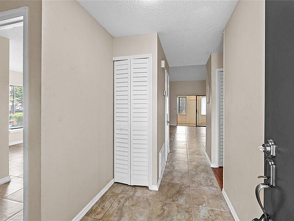 5th image of 2522 Tahoe Cir