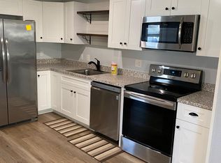 1913 S Riverside Dr, Edgewater, FL 32141