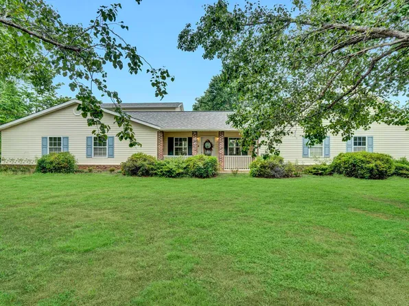 694 Brookwood Cir, Laurens, SC 29360