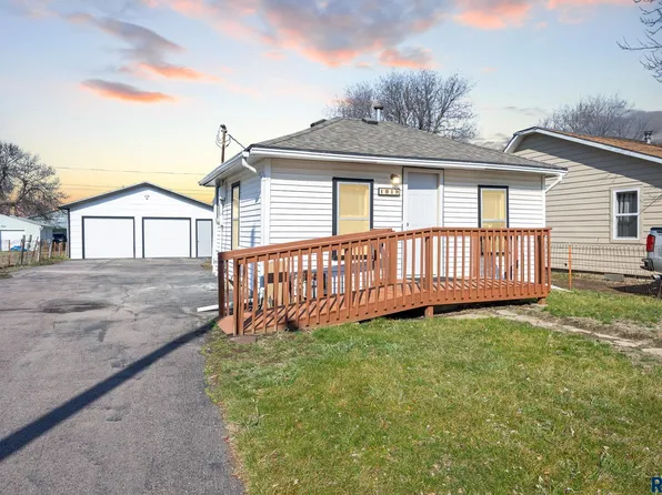 1019 N Van Eps Ave, Sioux Falls, SD 57103