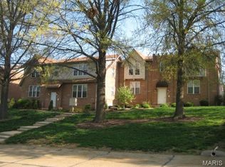 10073 Squire Meadows Dr APT B, Saint Louis, MO 63123