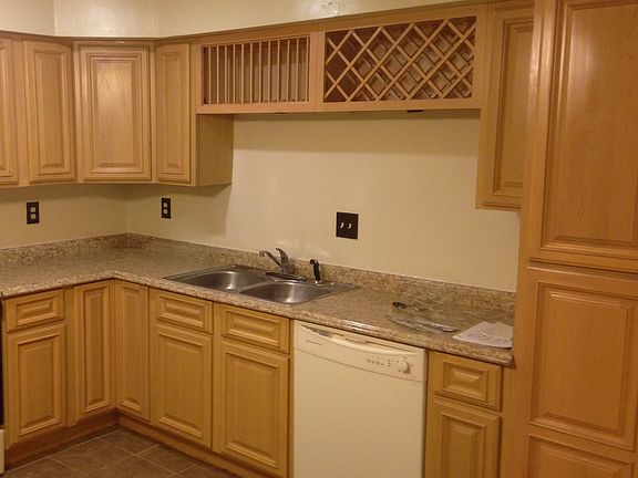 4th image of 9056 Old Hickory Ct
